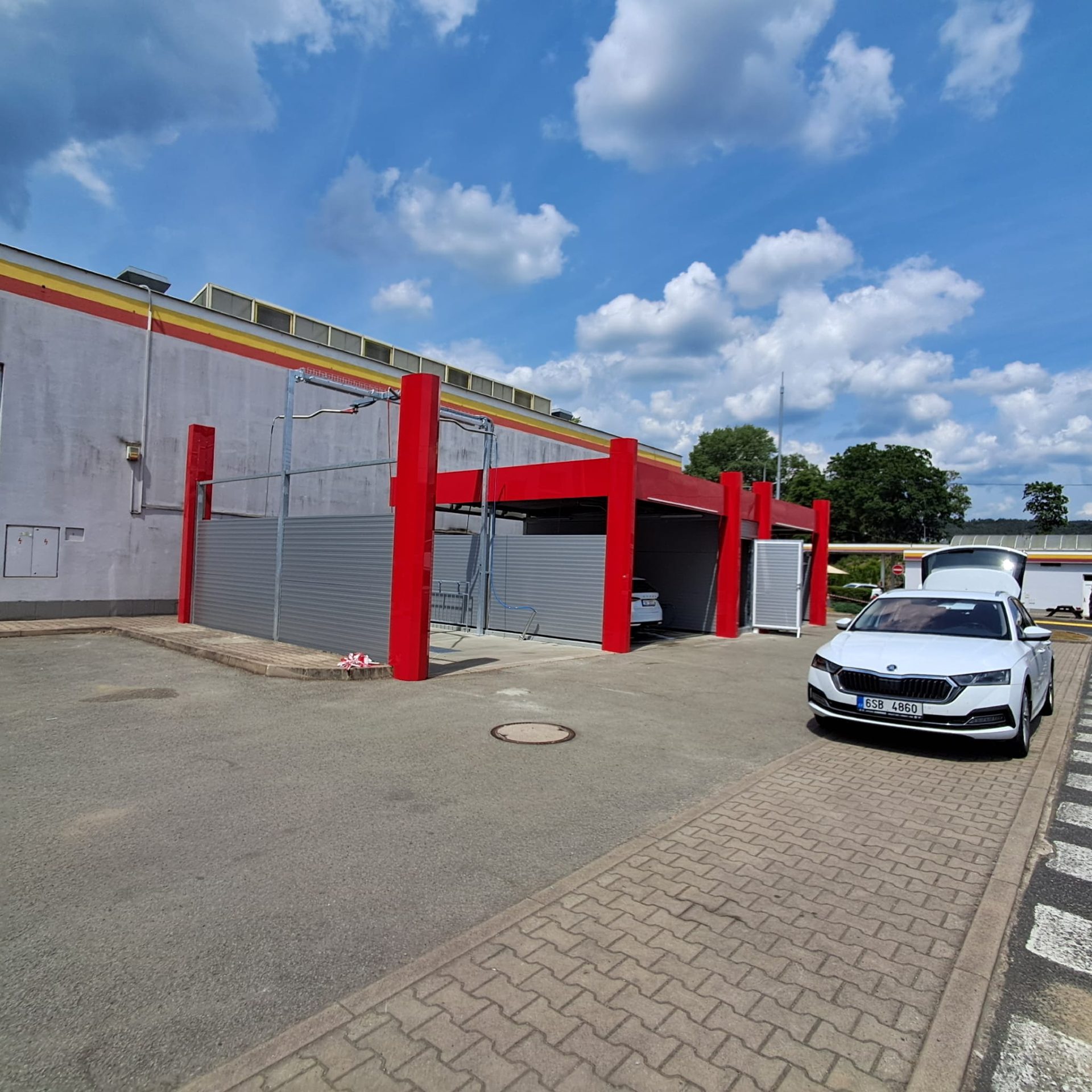 Mycí centrum DPMD s osobním vozidlem